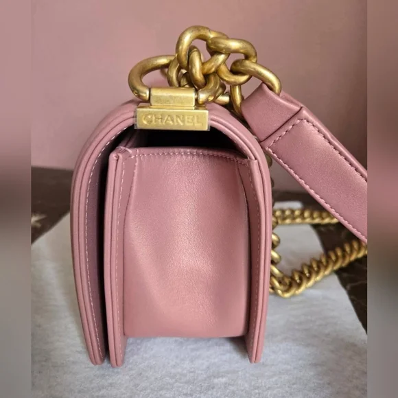 CHANEL Small Boy Bag. - Picture 4 of 15